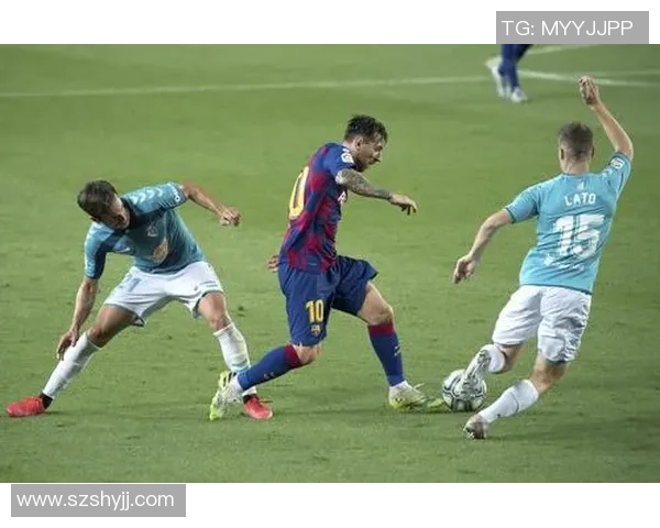 以足球运球球星为核心展现速度激情与技巧完美结合的赛场瞬间