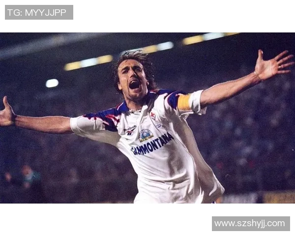 足坛风云人物：那些为足球倾尽一生的男球星们的传奇与奋斗